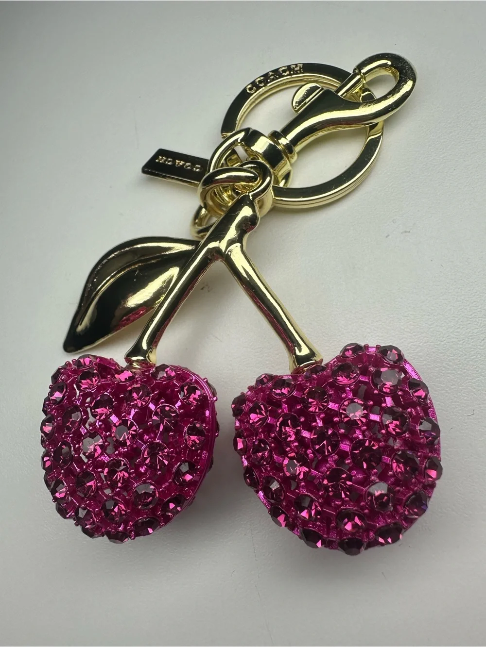 Coach Crystal Cherry Bag Charm Gold Brass Pink CCD32 Keychain Key Ring Dogleash